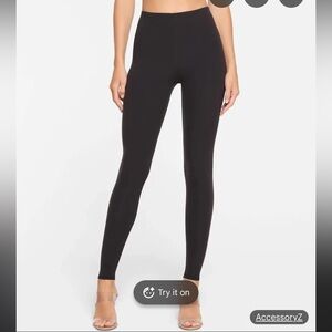 SKIMS Black High-Rise Seamless Leggings